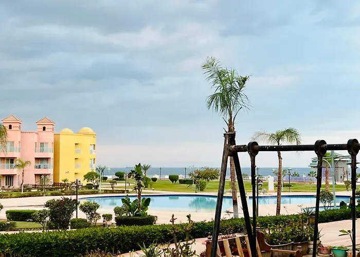 Porto Sokhna Water Front For Familis Ain Sukhna